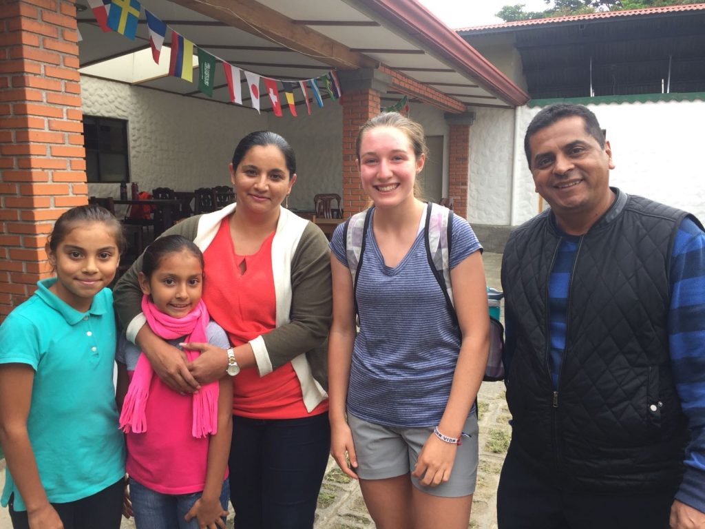 host families and community service in Costa Rica